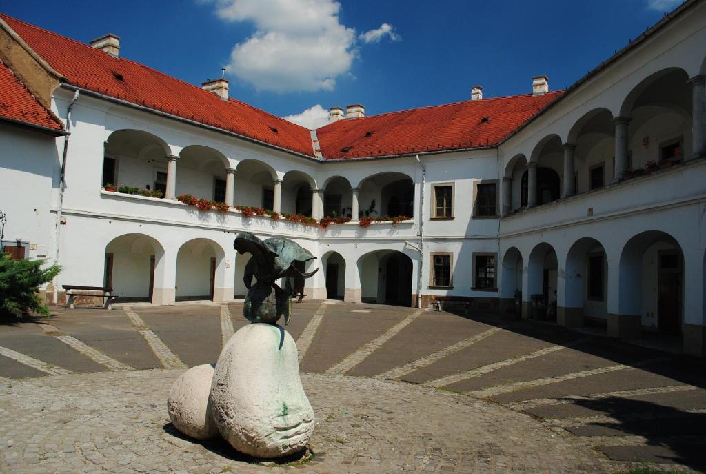 Dobo Teri Apartman Эгер Экстерьер фото